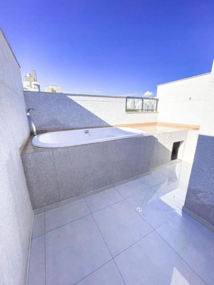 Sobrado à venda com 3 quartos, 140m² - Foto 4