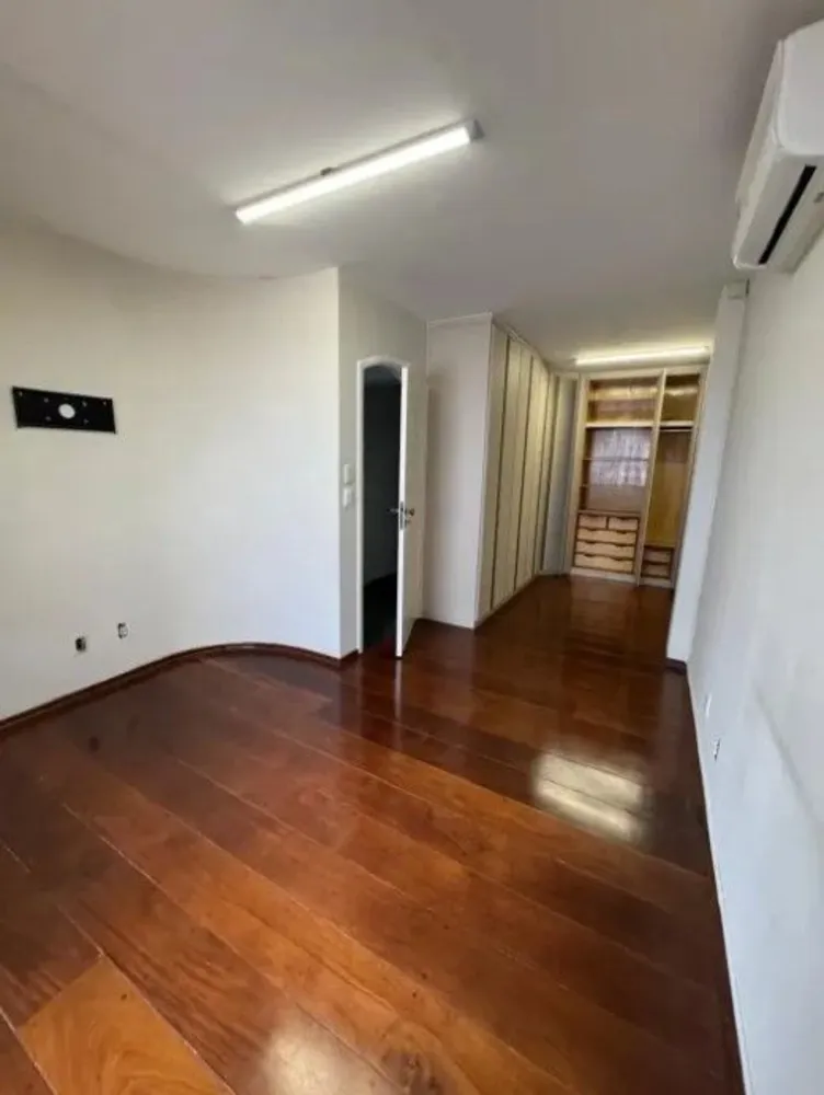 Sobrado, 7 quartos, 200 m² - Foto 8