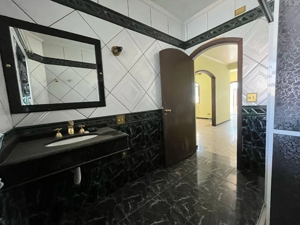 Sobrado, 3 quartos, 303 m² - Foto 4