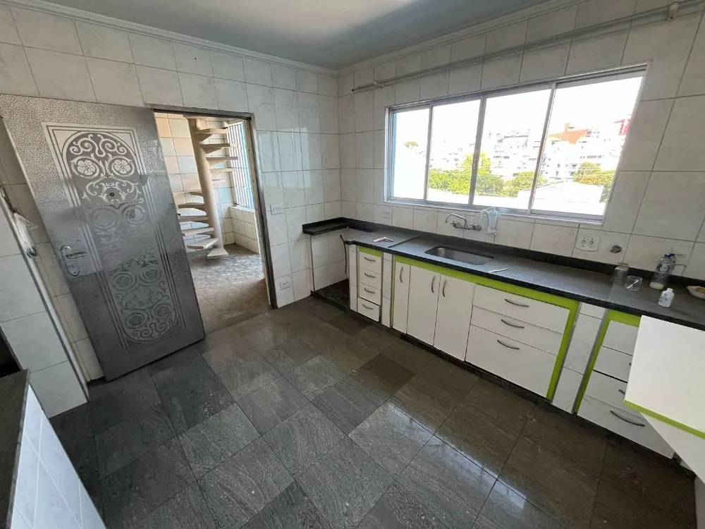 Sobrado, 3 quartos, 303 m² - Foto 7