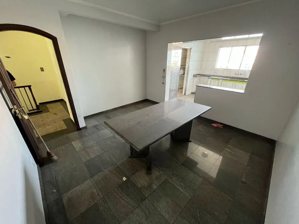 Sobrado, 3 quartos, 303 m² - Foto 5