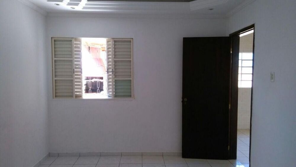 Casa à venda com 3 quartos, 121m² - Foto 7