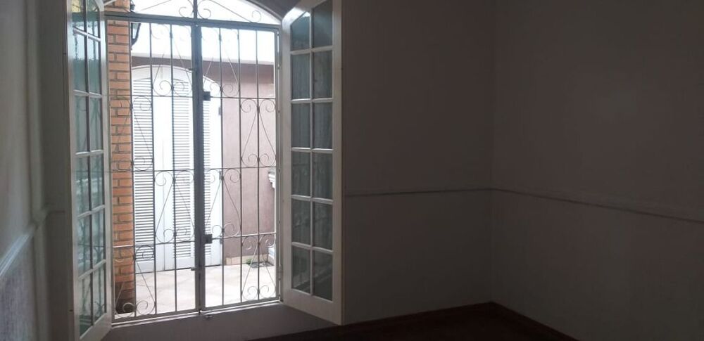 Sobrado para alugar com 2 quartos, 125m² - Foto 1