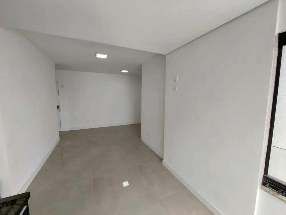 Apartamento, 3 quartos, 93 m² - Foto 2