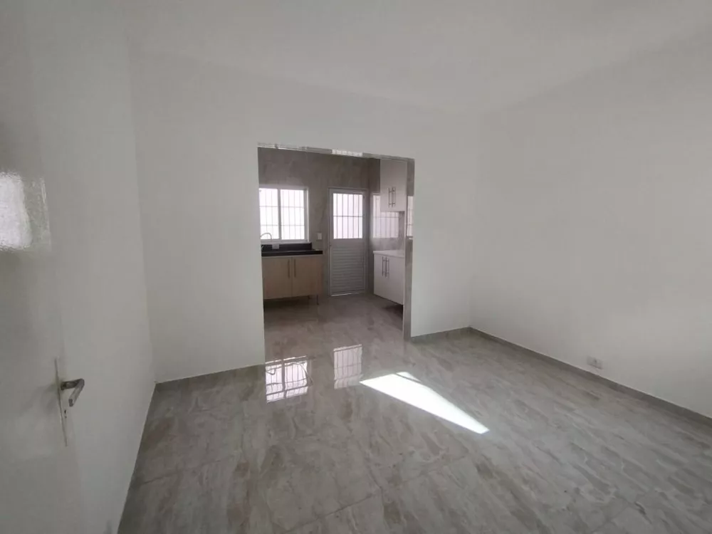 Sobrado, 3 quartos, 204 m² - Foto 2