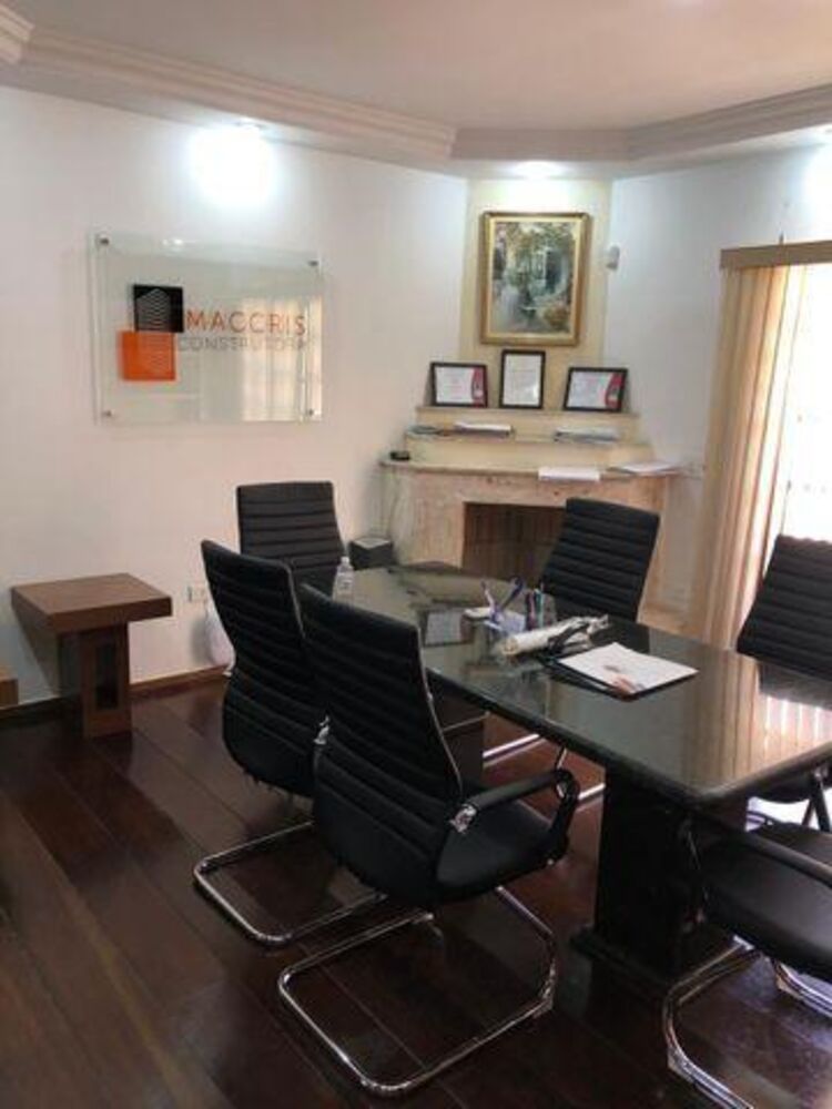 Sobrado, 3 quartos, 570 m² - Foto 1