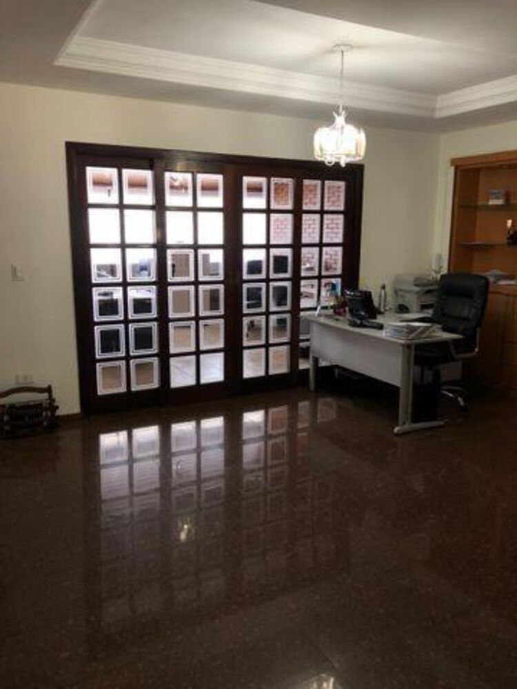 Sobrado, 3 quartos, 570 m² - Foto 2