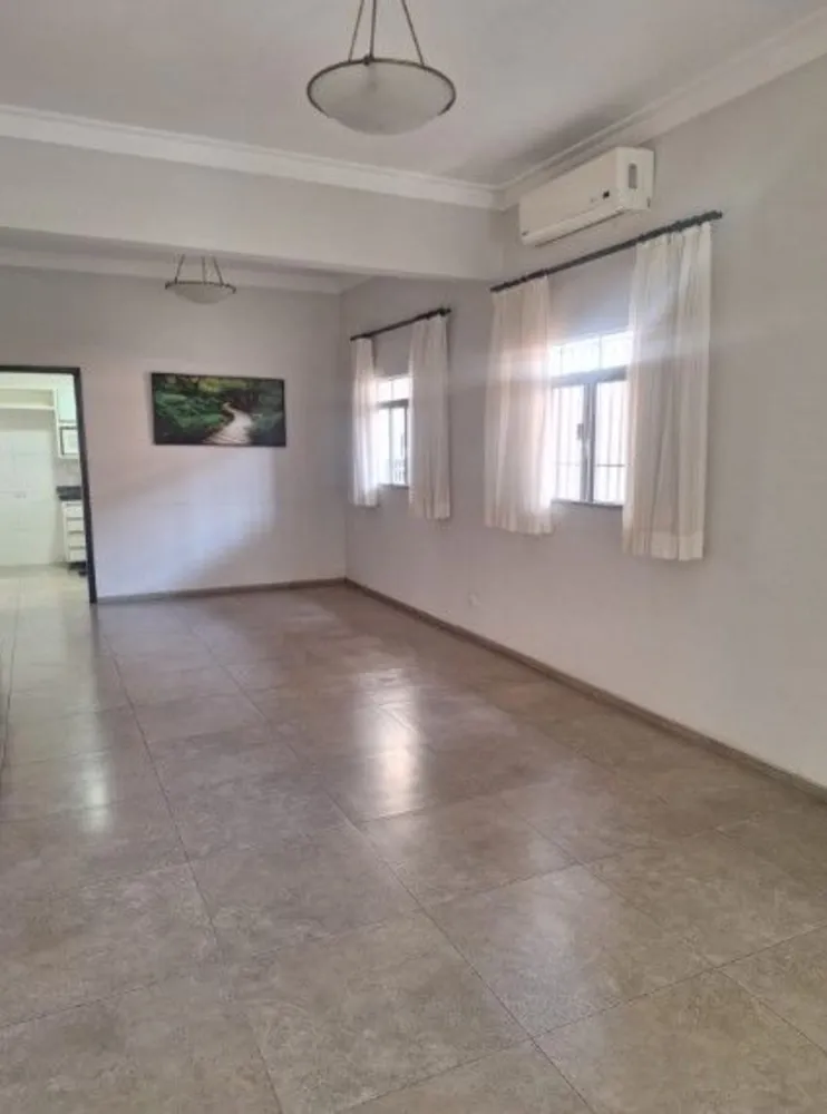Casa, 2 quartos, 185 m² - Foto 1