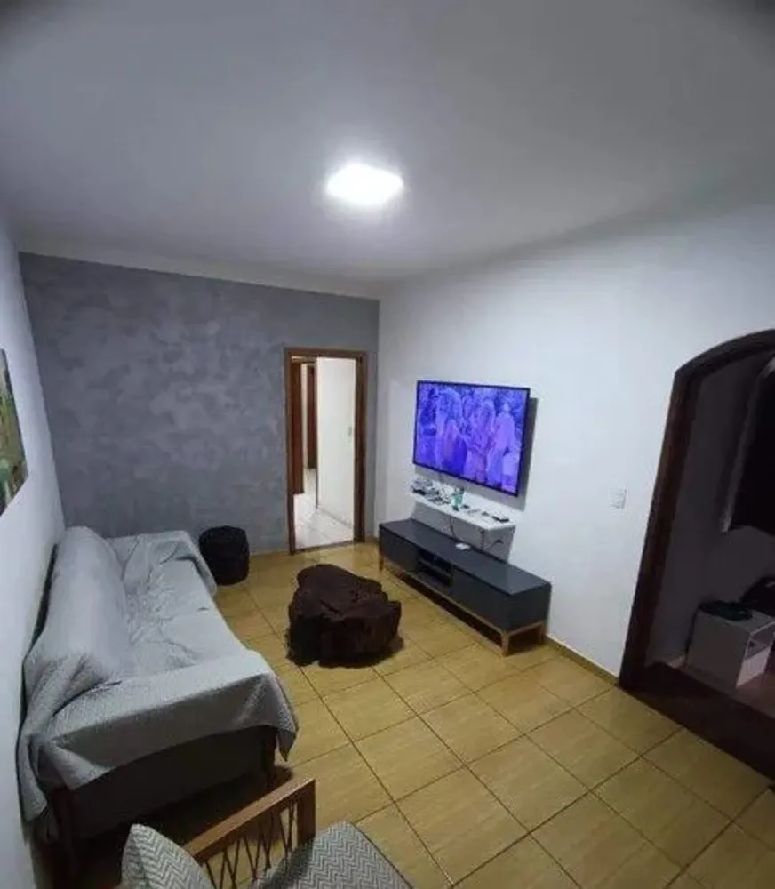 Casa, 3 quartos, 240 m² - Foto 1