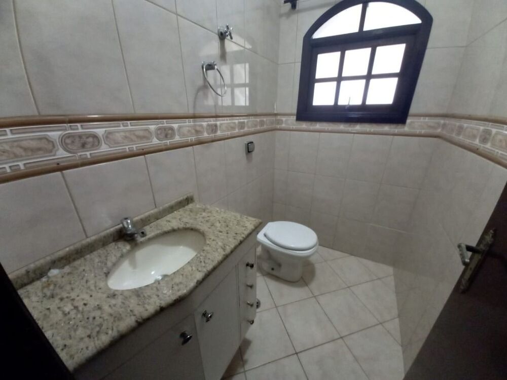 Sobrado à venda e aluguel com 3 quartos, 262m² - Foto 8