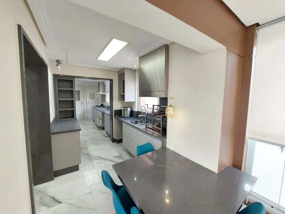 Apartamento, 3 quartos, 205 m² - Foto 3