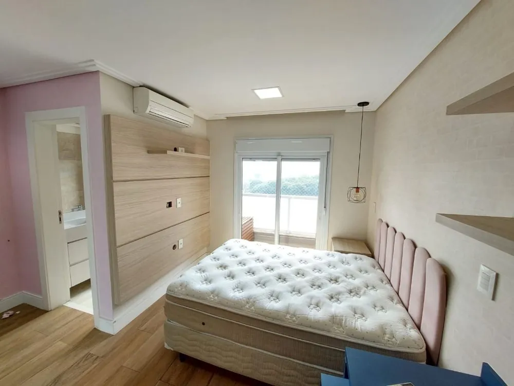 Apartamento, 3 quartos, 205 m² - Foto 1