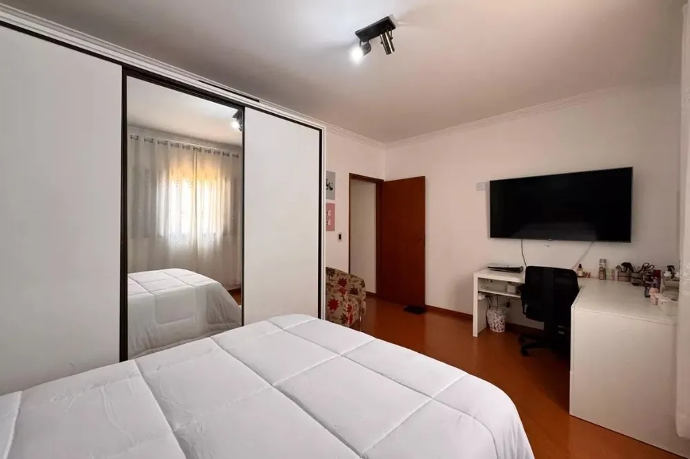 Sobrado, 4 quartos, 241 m² - Foto 7