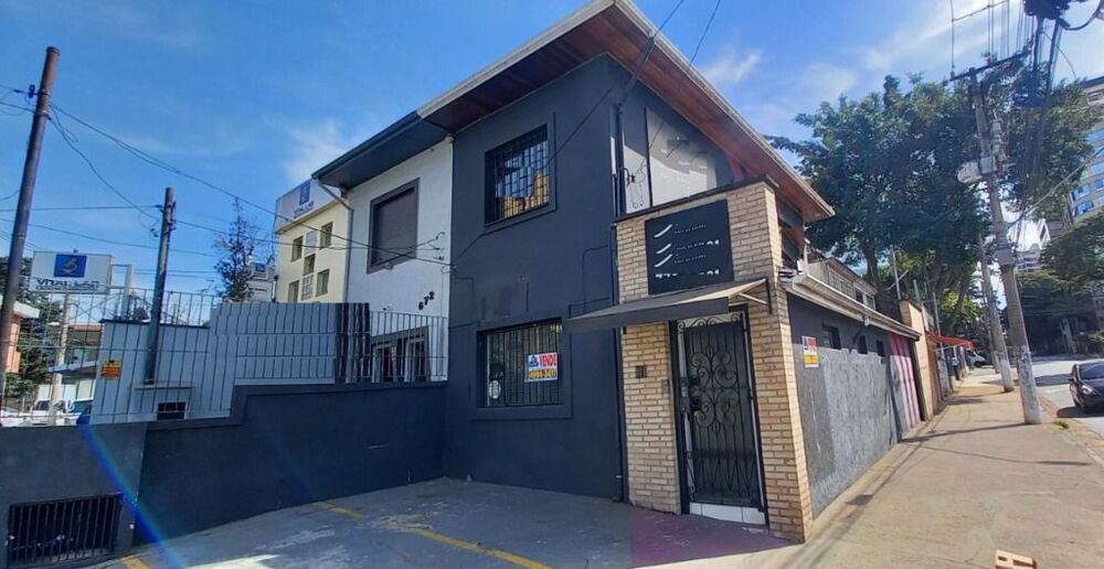 Prédio Inteiro para alugar, 138m² - Foto 1