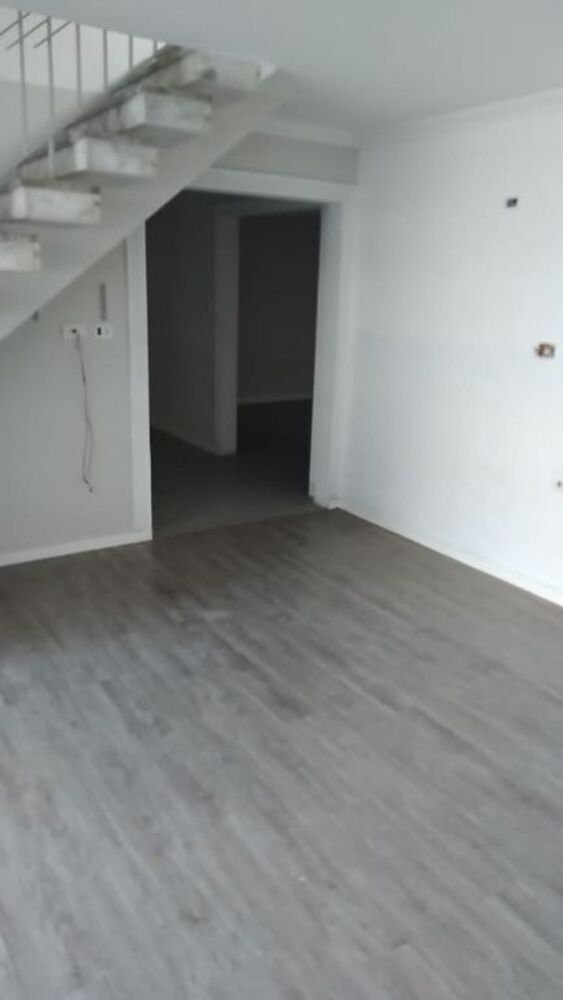 Sobrado à venda e aluguel com 4 quartos, 180m² - Foto 3
