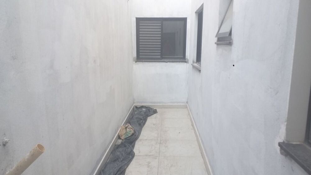 Apartamento à venda com 3 quartos, 75m² - Foto 4