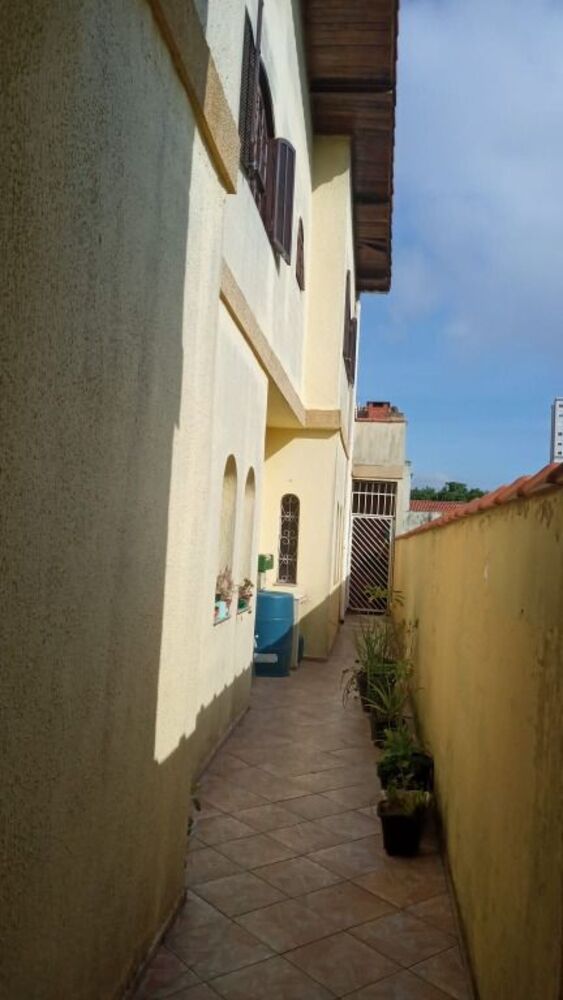 Sobrado, 3 quartos, 200 m² - Foto 2