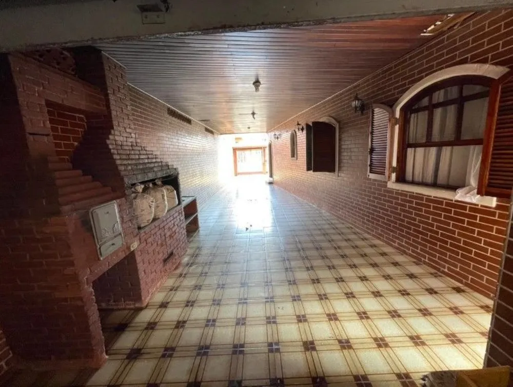 Casa, 3 quartos, 257 m² - Foto 3