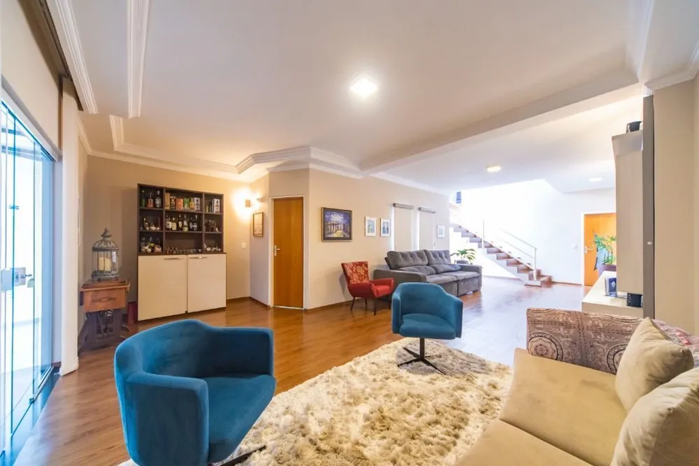 Sobrado, 4 quartos, 400 m² - Foto 1