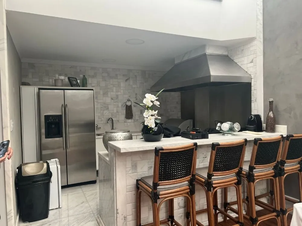 Sobrado, 3 quartos, 474 m² - Foto 1