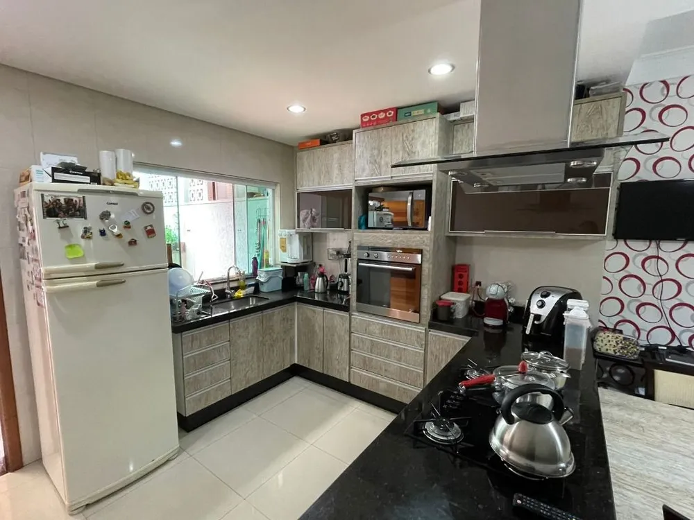 Sobrado, 3 quartos, 250 m² - Foto 8
