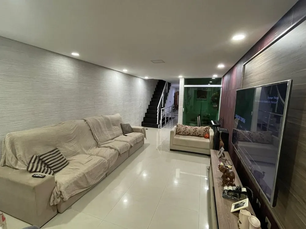 Sobrado, 3 quartos, 250 m² - Foto 12