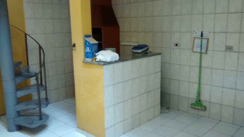 Sobrado, 3 quartos, 220 m² - Foto 2