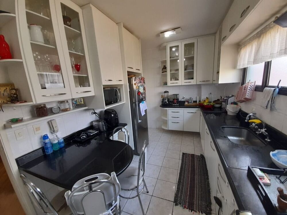 Apartamento à venda com 3 quartos, 105m² - Foto 3