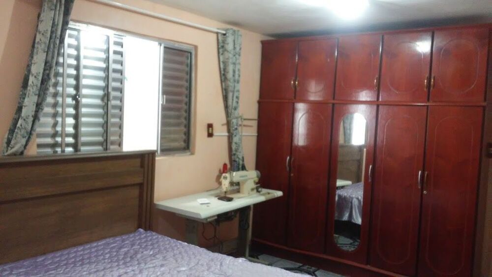 Sobrado à venda com 2 quartos, 200m² - Foto 2