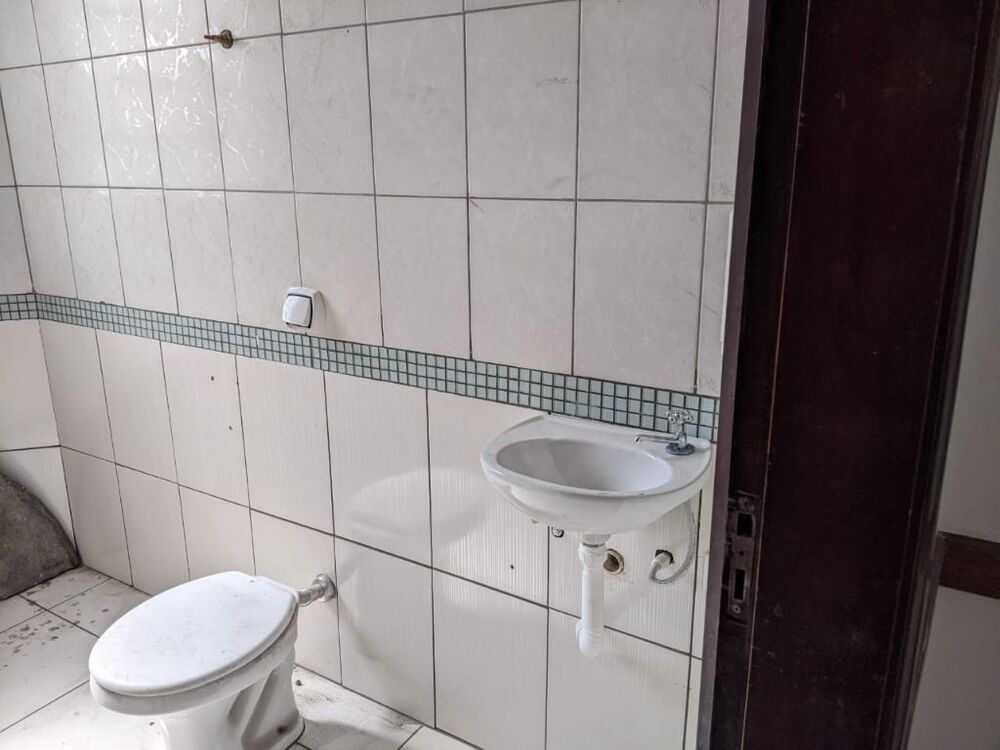 Sobrado à venda com 6 quartos, 197m² - Foto 6