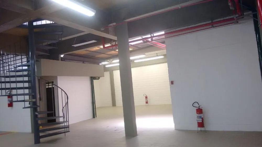 Depósito-Galpão, 1068 m² - Foto 3