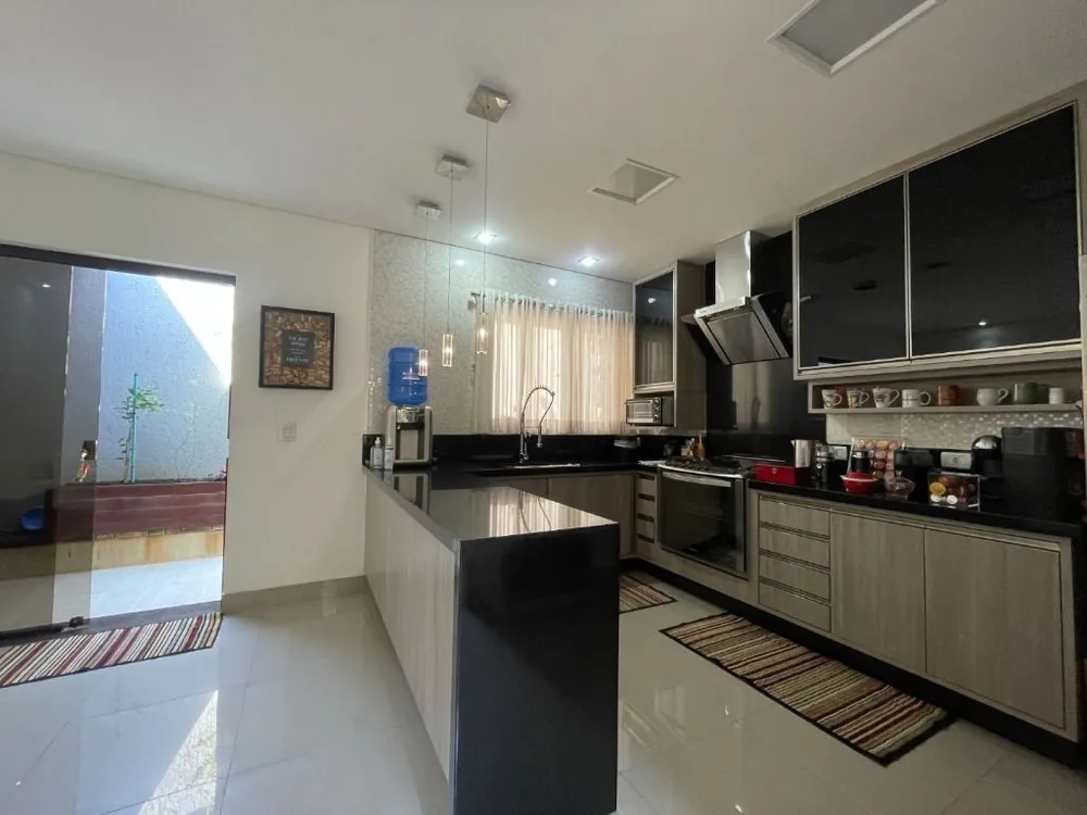 Sobrado, 3 quartos, 342 m² - Foto 4
