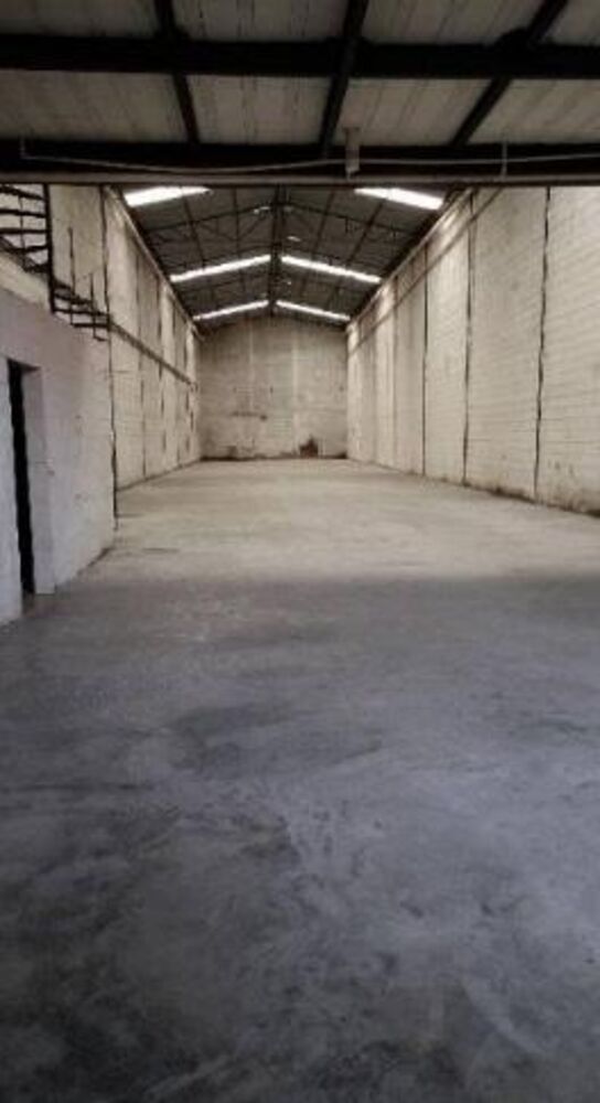 Depósito-Galpão, 715 m² - Foto 1