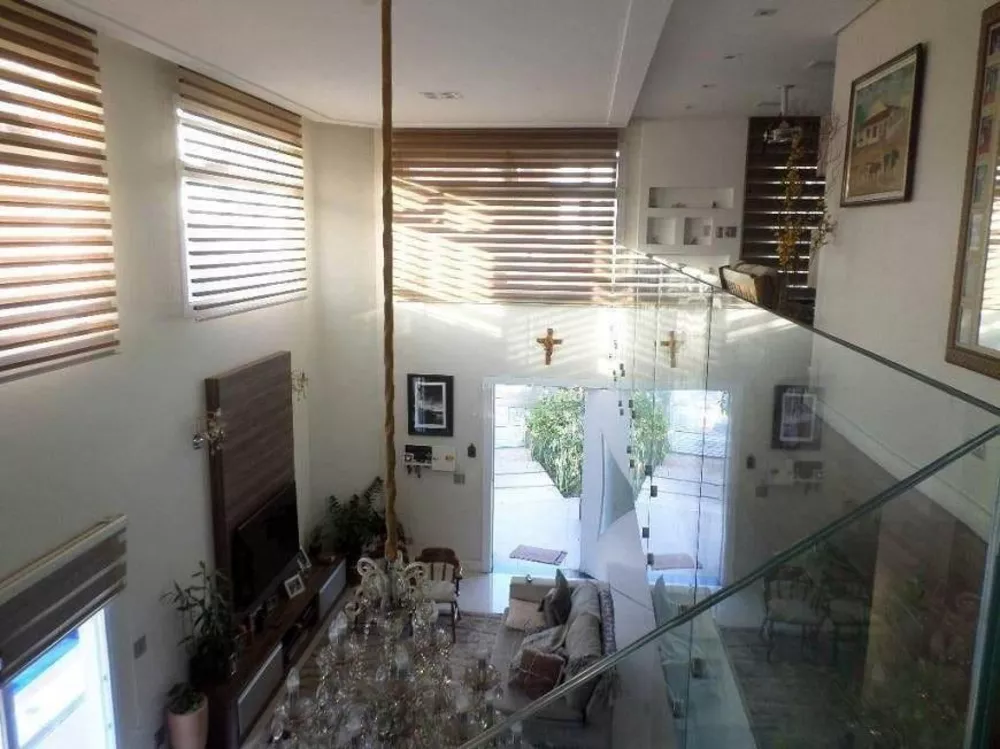 Sobrado à venda com 4 quartos, 260m² - Foto 3