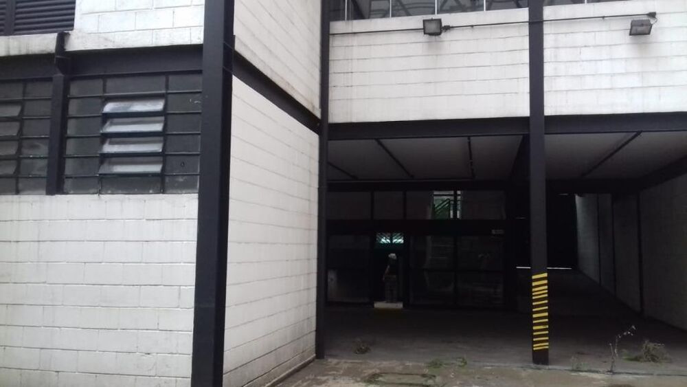Prédio Inteiro à venda e aluguel, 1200m² - Foto 4