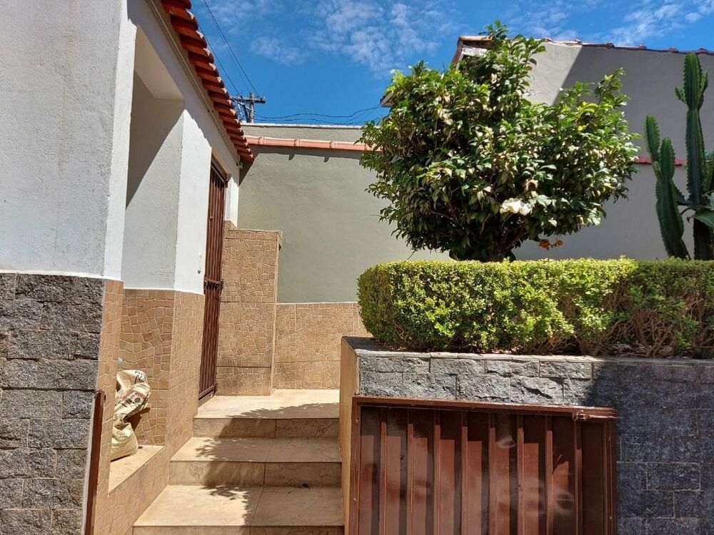Sobrado à venda e aluguel com 4 quartos, 253m² - Foto 4