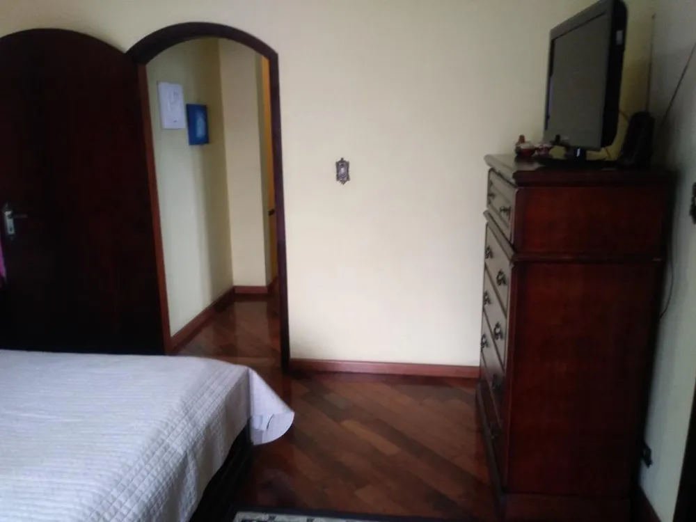 Sobrado, 3 quartos, 268 m² - Foto 1