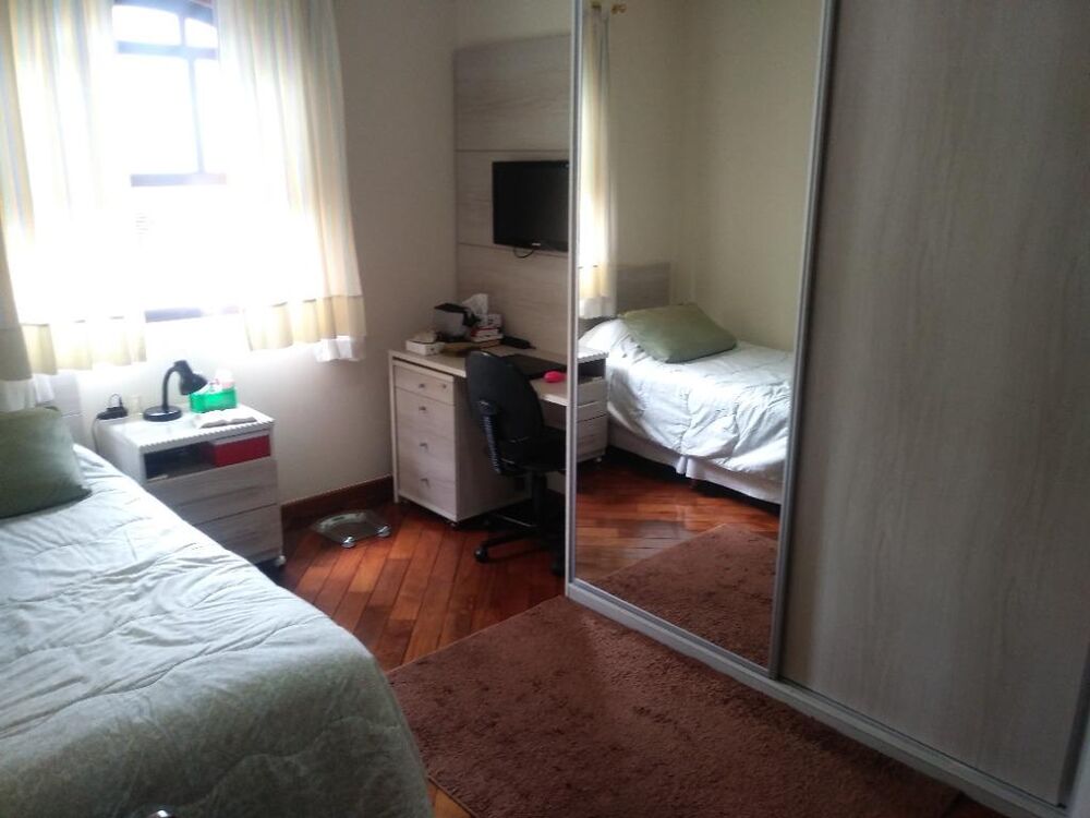 Sobrado, 3 quartos, 268 m² - Foto 1