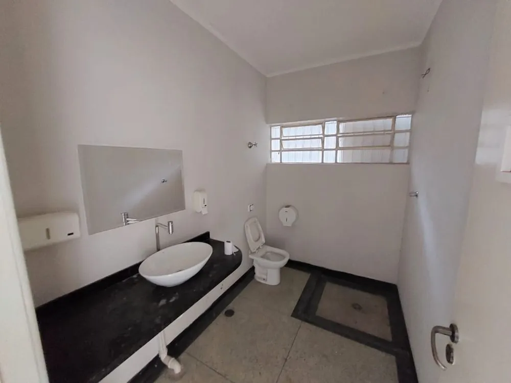Casa, 1 quarto, 246 m² - Foto 8