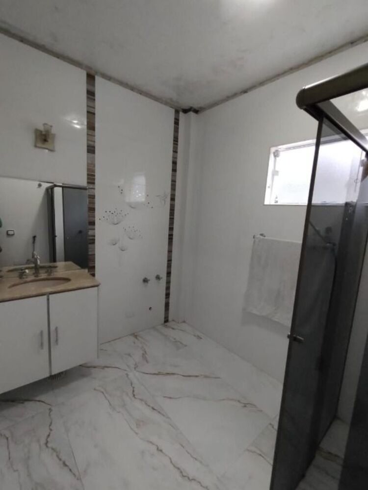 Sobrado, 3 quartos, 277 m² - Foto 2