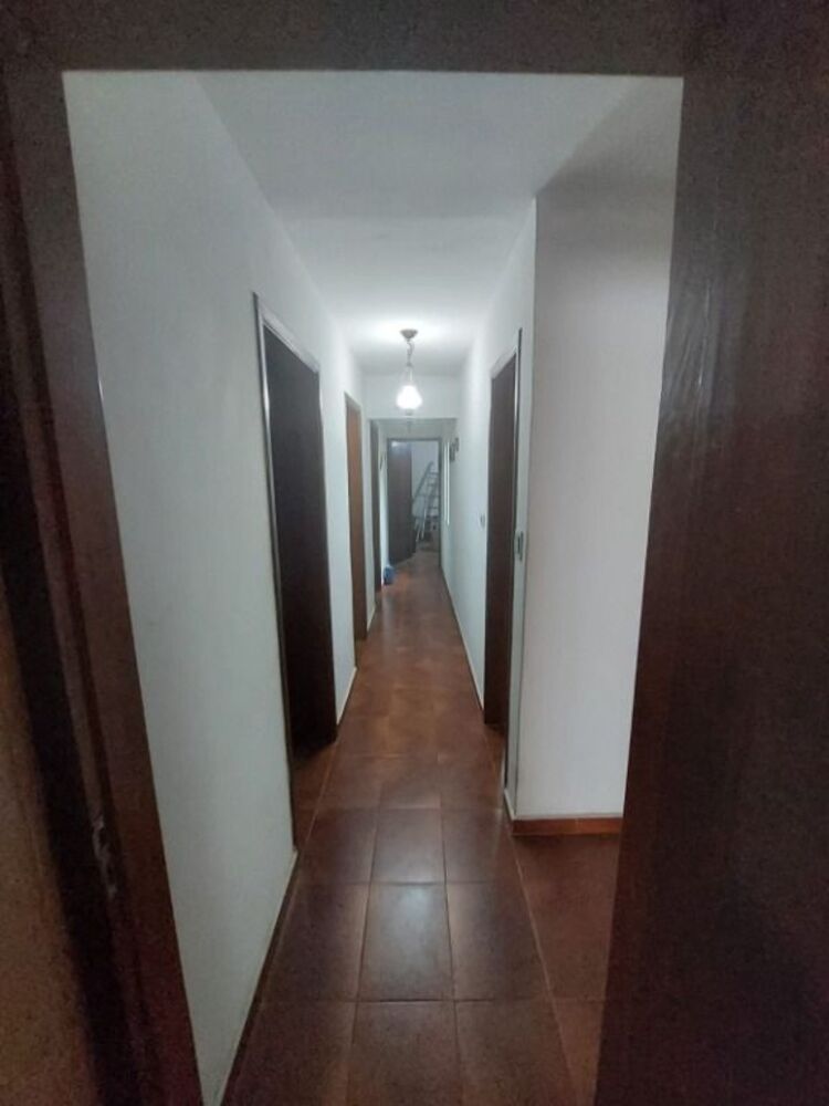 Casa, 4 quartos, 168 m² - Foto 2