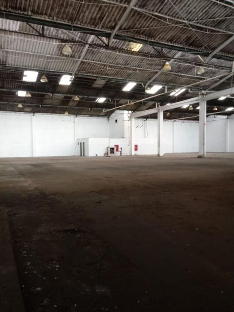 Depósito-Galpão-Armazém para alugar, 200m² - Foto 5