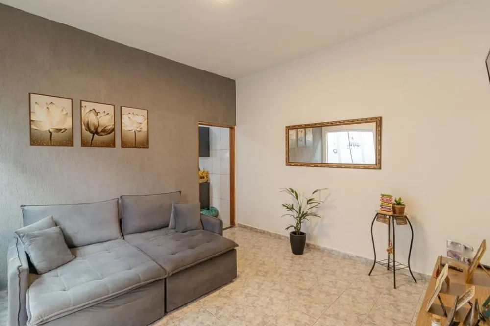 Casa, 2 quartos, 200 m² - Foto 1