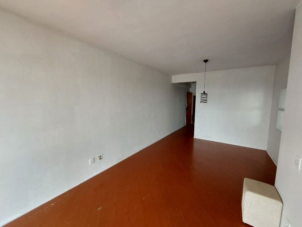 Apartamento para alugar com 3 quartos, 100m² - Foto 1