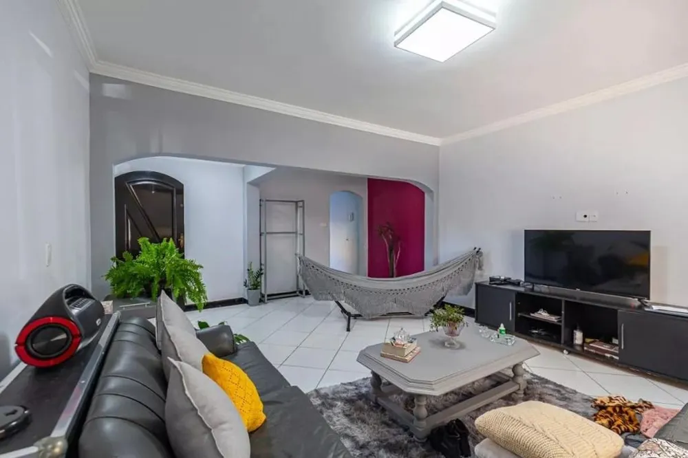 Sobrado, 3 quartos, 225 m² - Foto 1