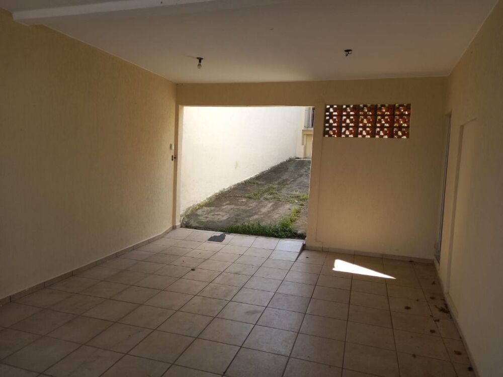 Casa, 2 quartos, 147 m² - Foto 1