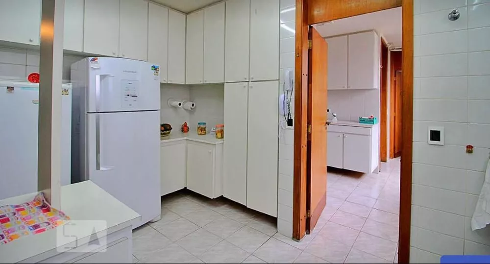 Apartamento à venda com 4 quartos, 268m² - Foto 3