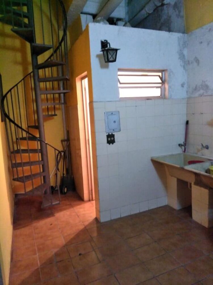 Sobrado à venda com 4 quartos, 300m² - Foto 11