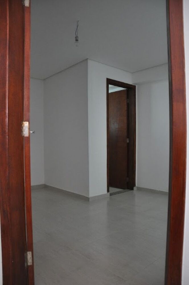 Sobrado, 4 quartos, 242 m² - Foto 1