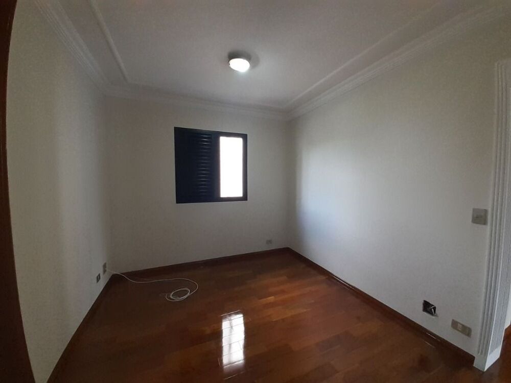 Apartamento à venda com 3 quartos, 170m² - Foto 2